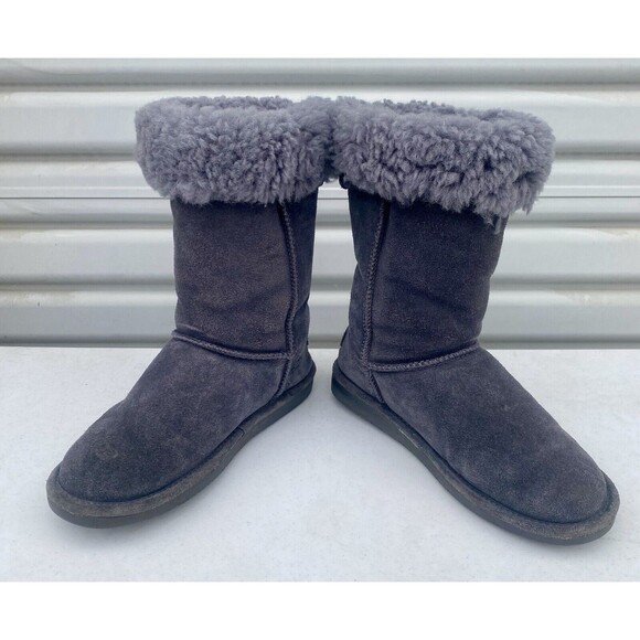 BEARPAW Tall Woman’s Size 8 Gray Suede Upper Sheepskin Wool Lined Boots Slip-On - Picture 14 of 16